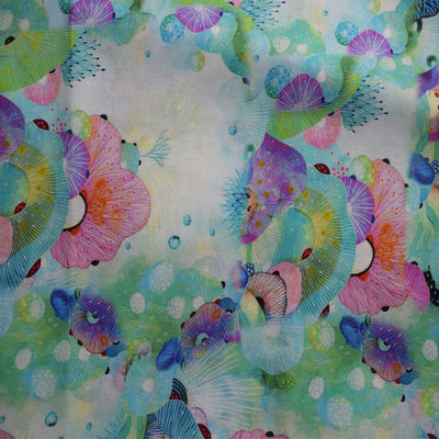 Роскошные хлопко-бумажные ткани полиэстера освещают - голубое флористическое сплетенное рами брюк платья